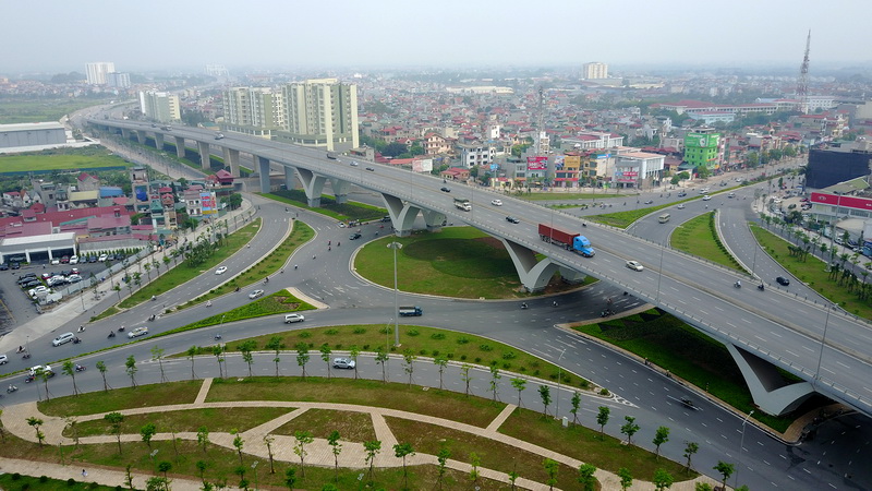 Cầu cạn nút giao Long Biên - Hà Nội
